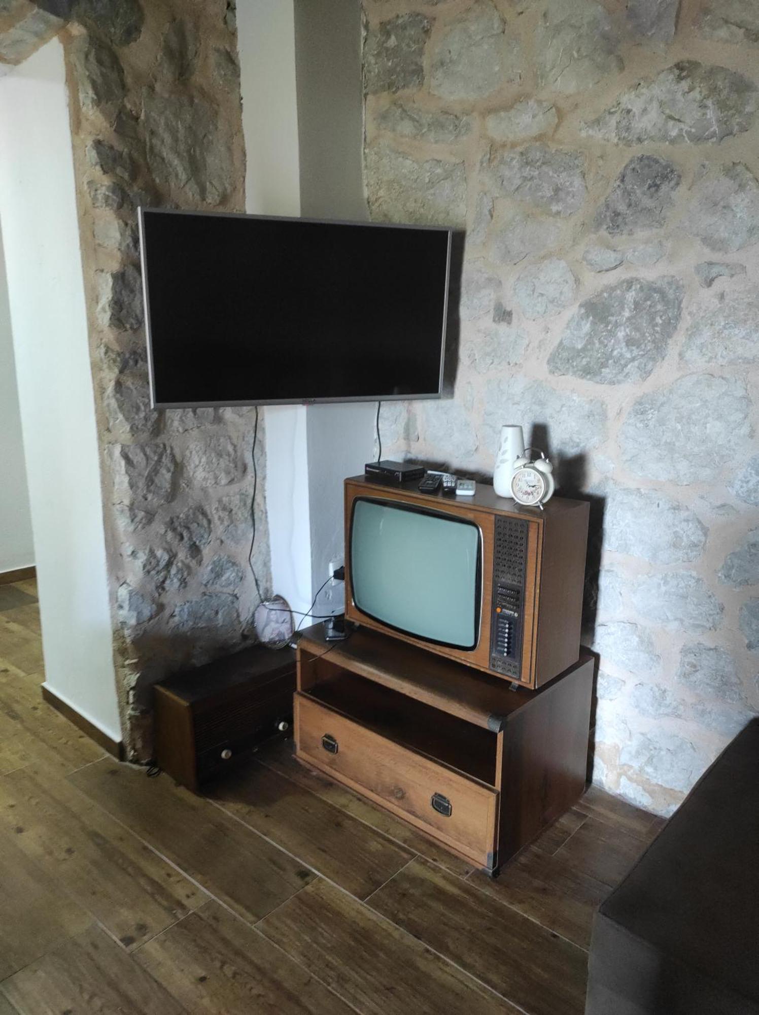 バール Rustic Stone Houseヴィラ 部屋 写真