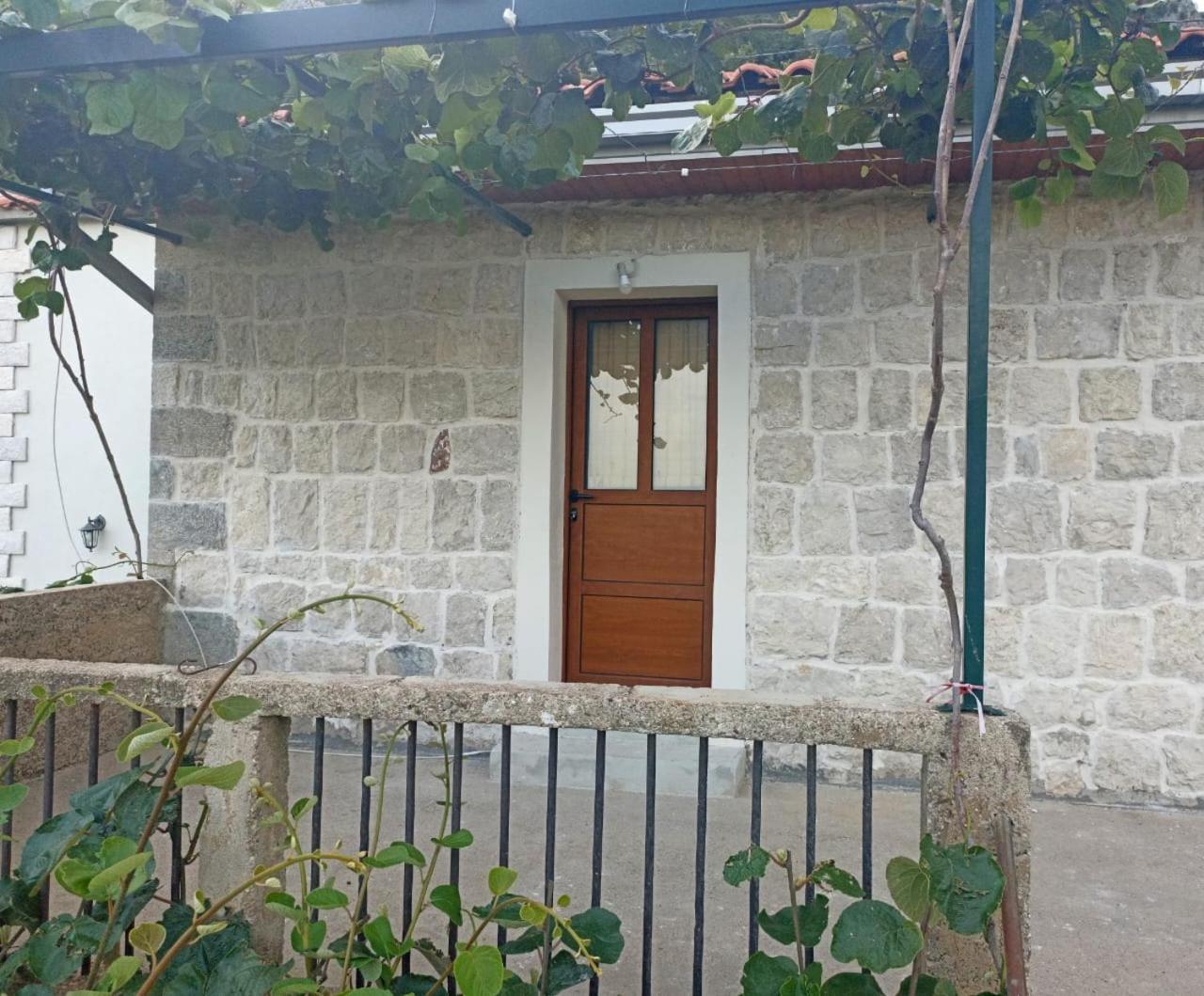 バール Rustic Stone Houseヴィラ エクステリア 写真