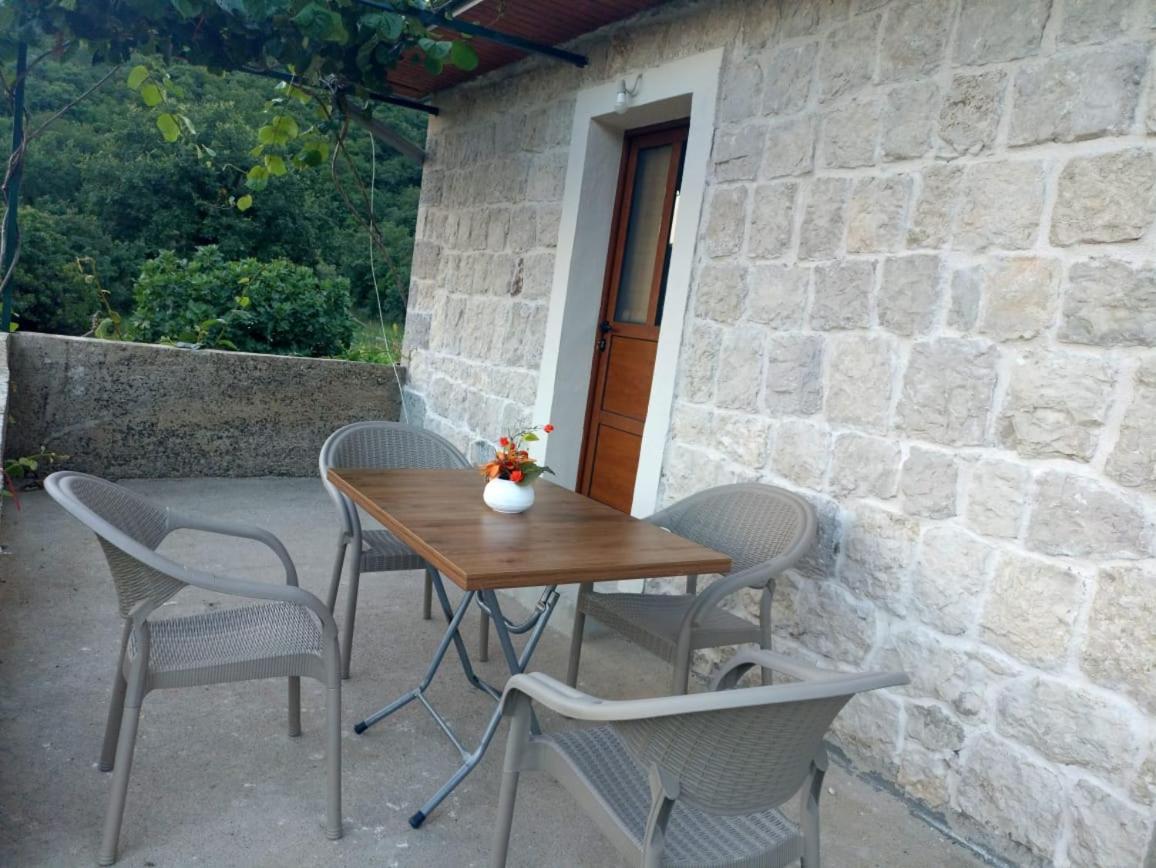 バール Rustic Stone Houseヴィラ エクステリア 写真