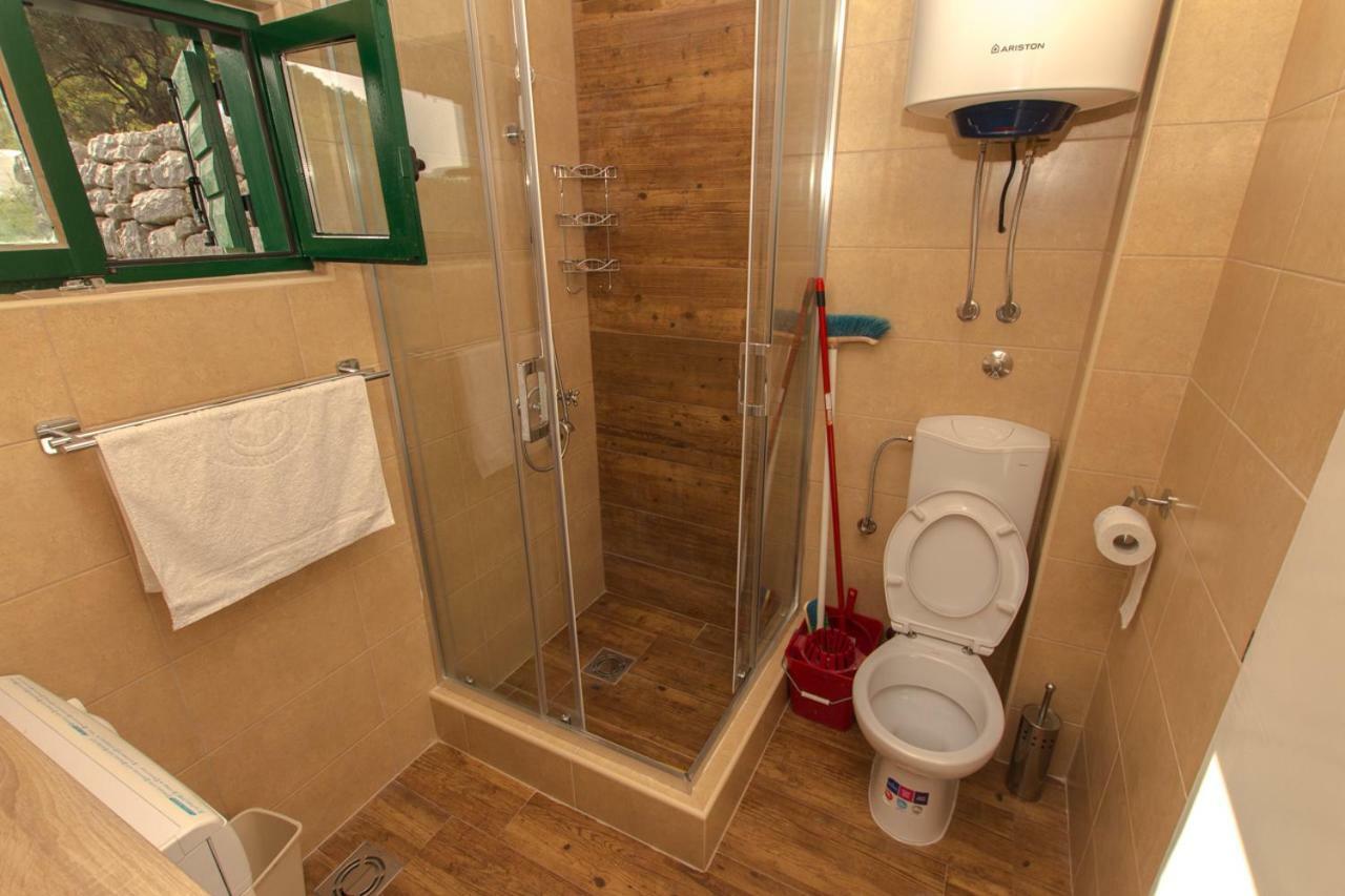 バール Rustic Stone Houseヴィラ エクステリア 写真