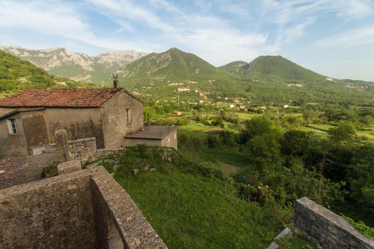 バール Rustic Stone Houseヴィラ エクステリア 写真