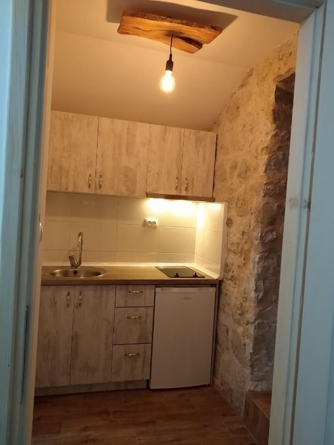 バール Rustic Stone Houseヴィラ エクステリア 写真
